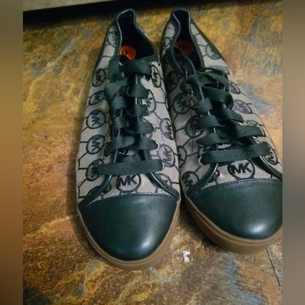 Michael Kors Sneakers